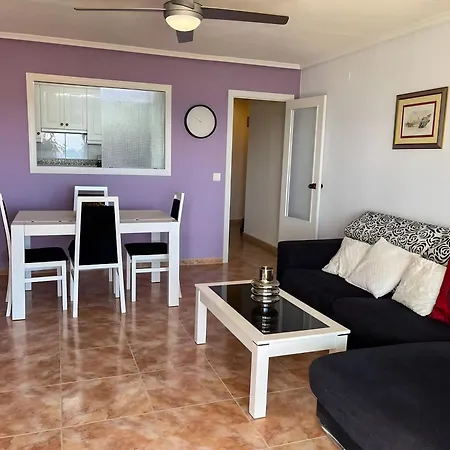 Nereidas Beachfront شقة كولرا