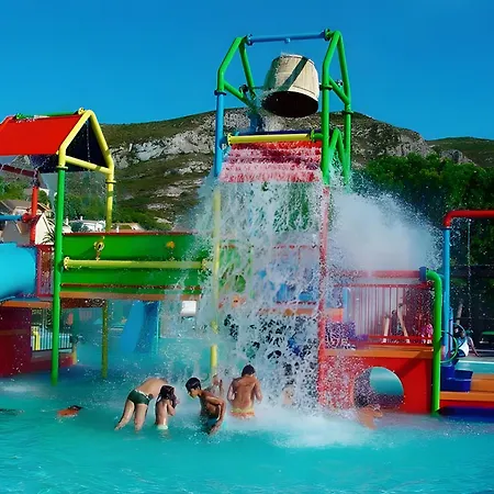 Nereidas Beachfront * كولرا